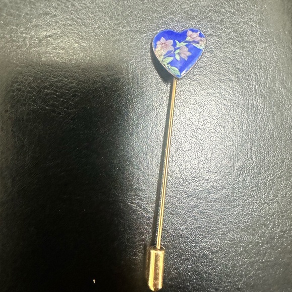 Jewelry - Vintage Blue Heart Floral Stick Pin